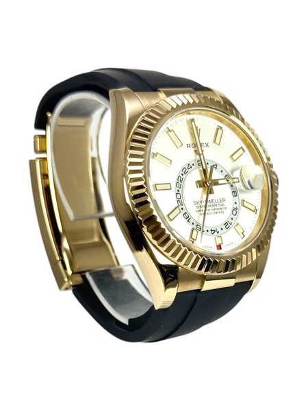 Rolex Sky-Dweller 326238